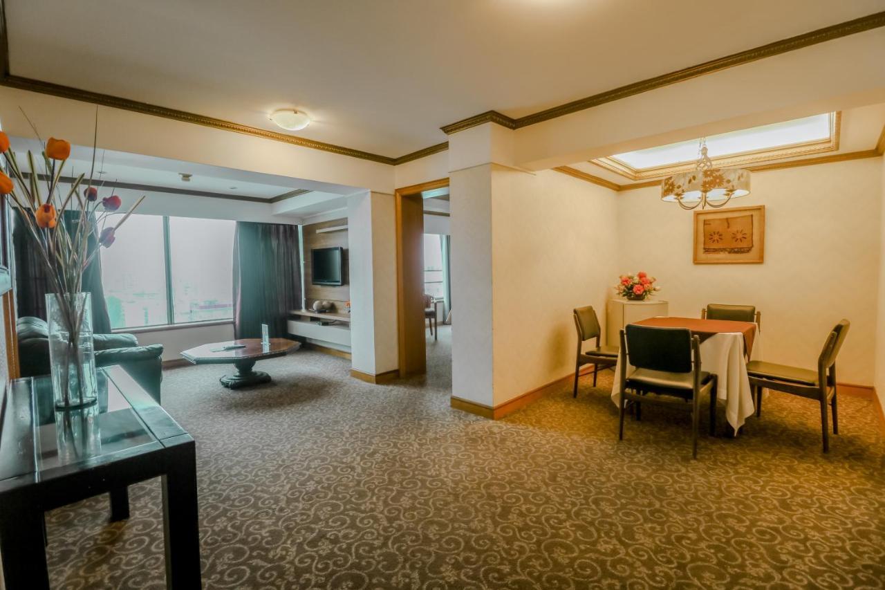 One-Bedroom Suite