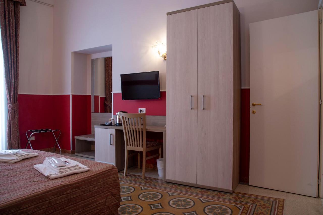 Triple Room Private Bathroom