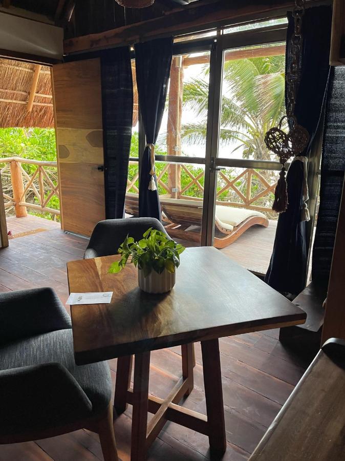 Bungalow Beach Front,1381878050:JPEG