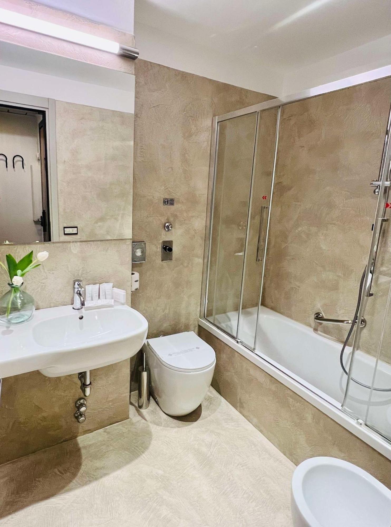 Comfort Single Room