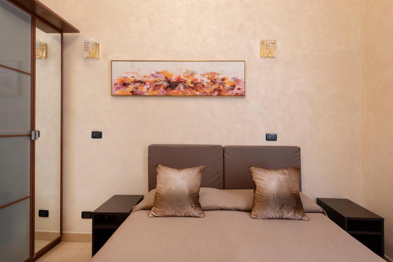 Double or Twin Room Private Bathroom