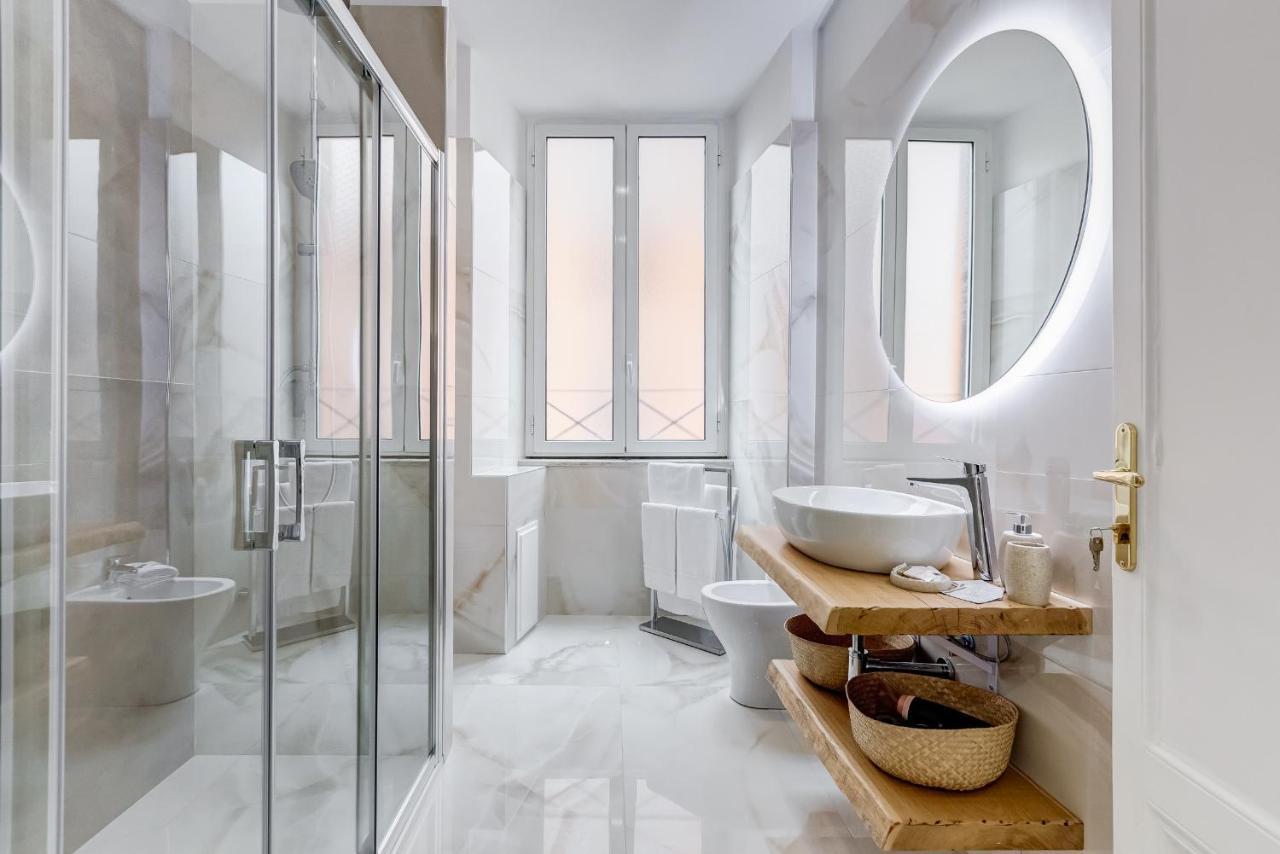 Quadruple Room Private External Bathroom