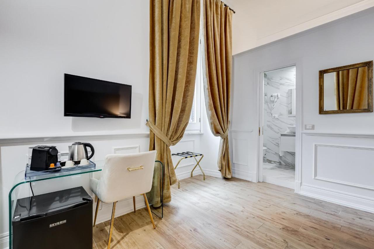 Double Room Private Bathroom
