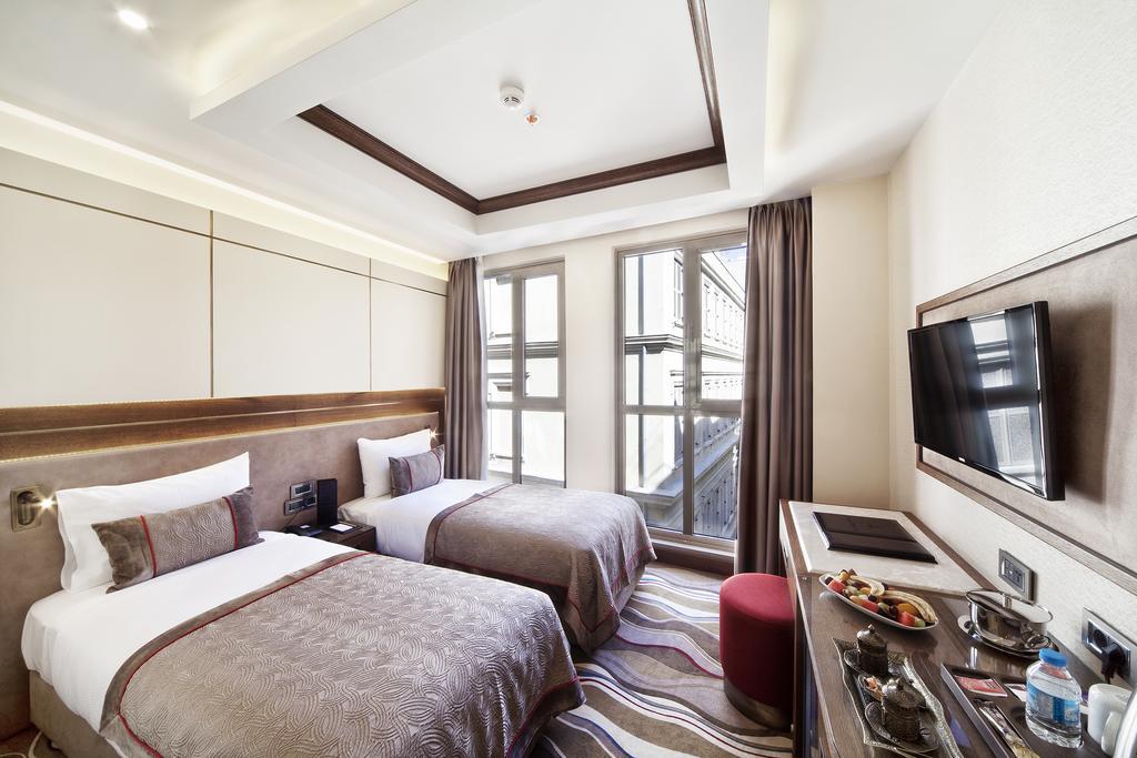 Superior Room with Whirlpool