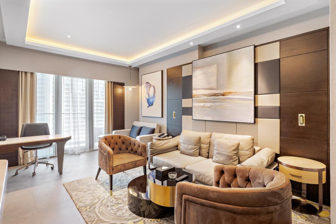 King Suite Kitchenette