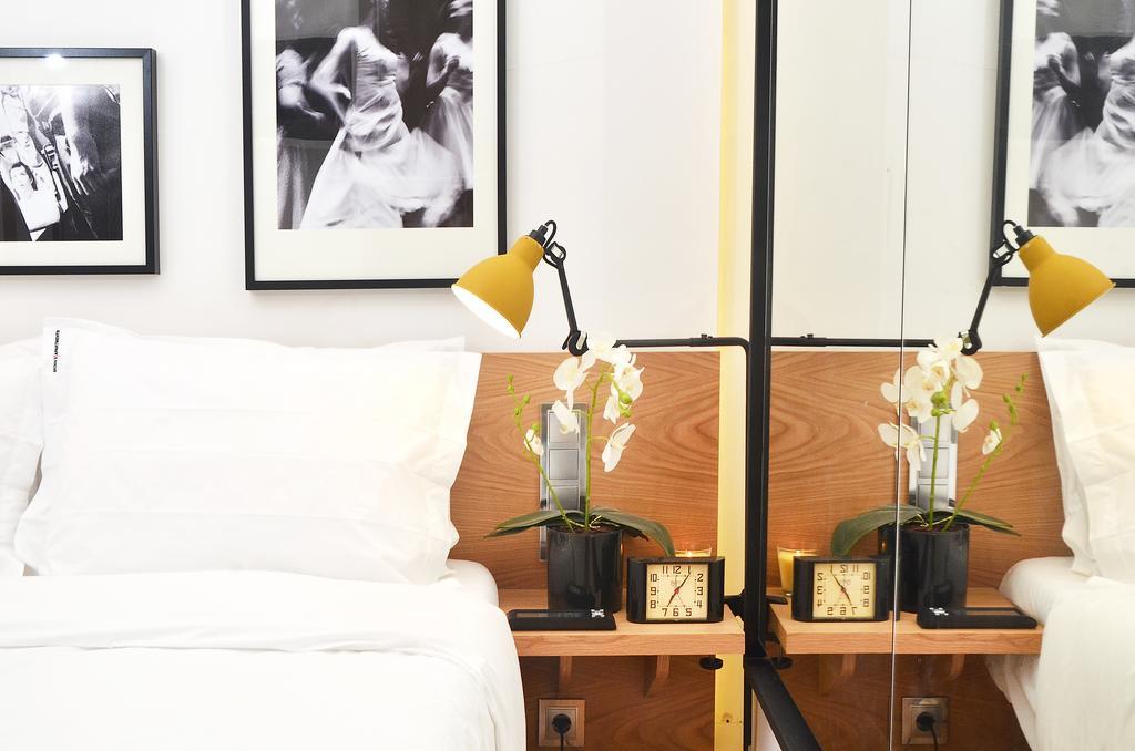 Small Room Interior View