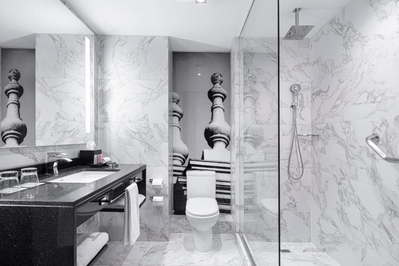 Concierge level Guest room 1 Queen