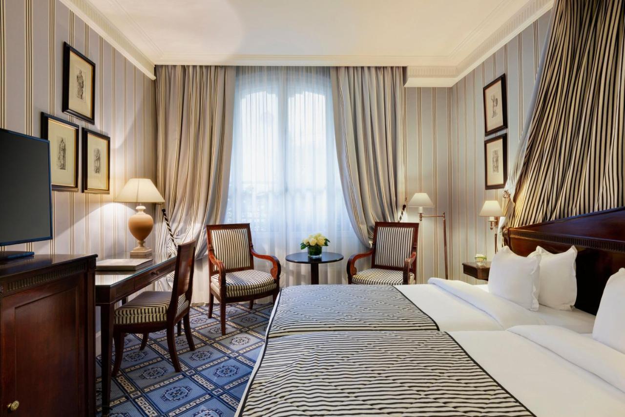 Junior Twin Suite