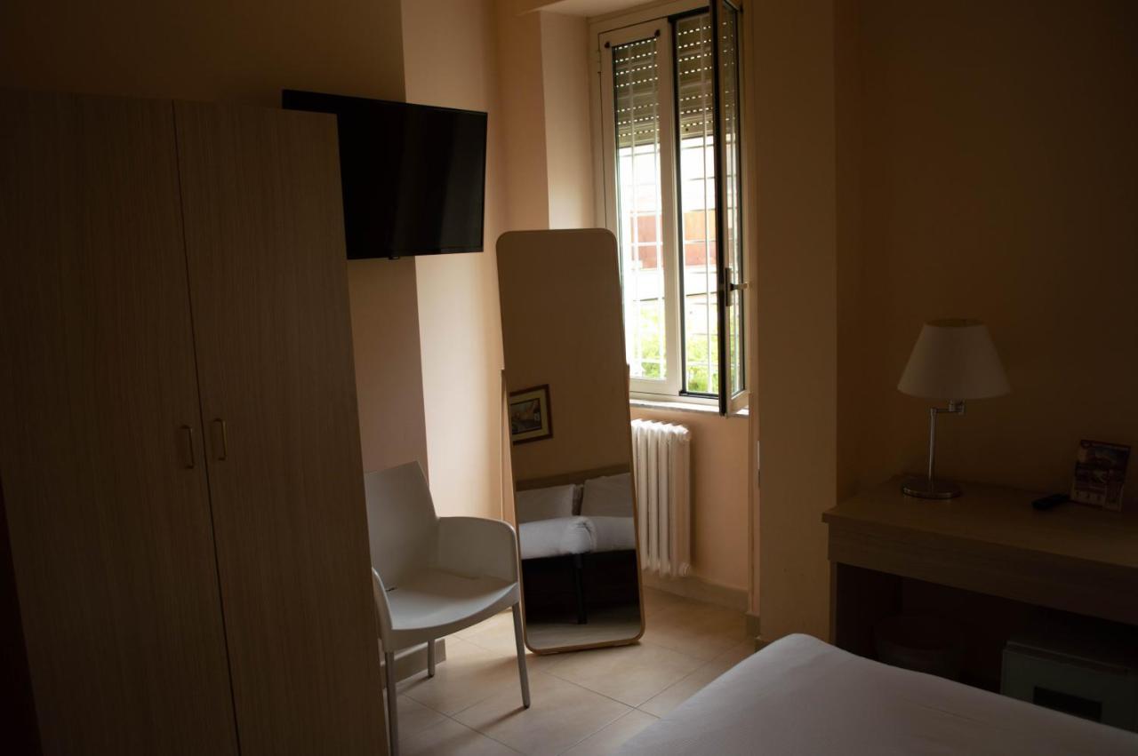Double Room Private Bathroom