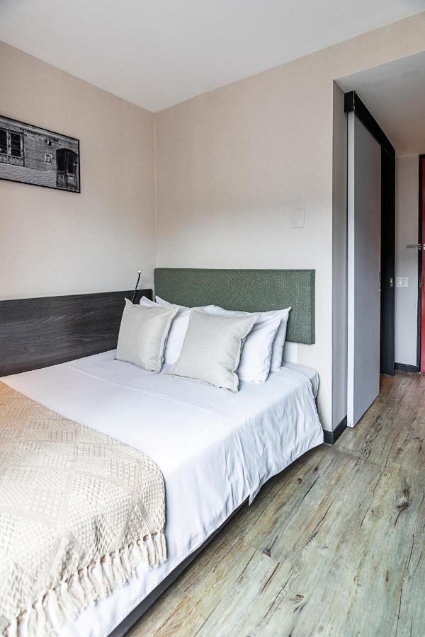 Small Single Room