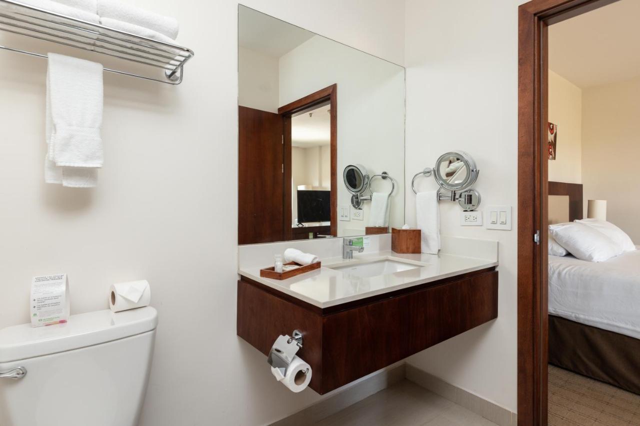 Superior Junior Suite King Bed Non-Smoking