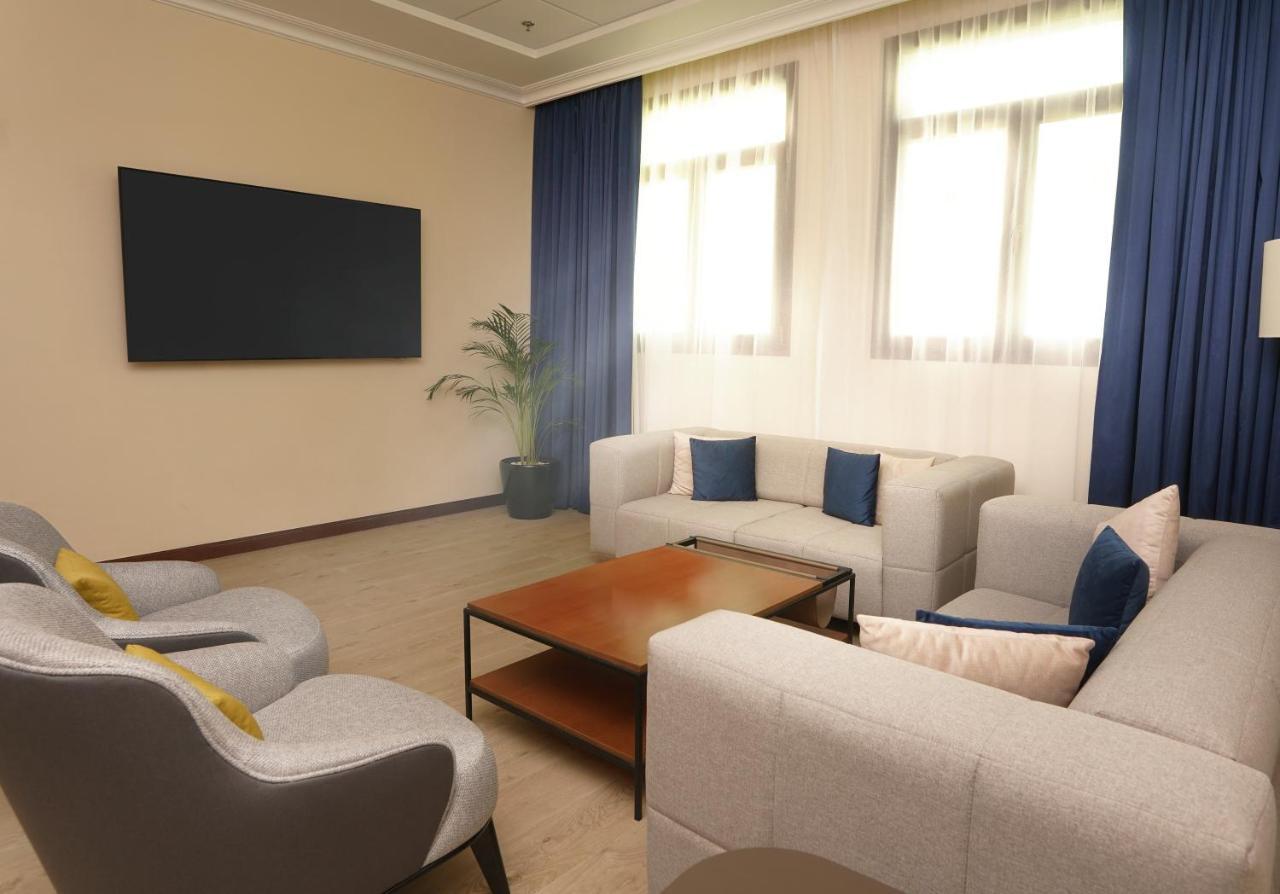 Deluxe Apartment
