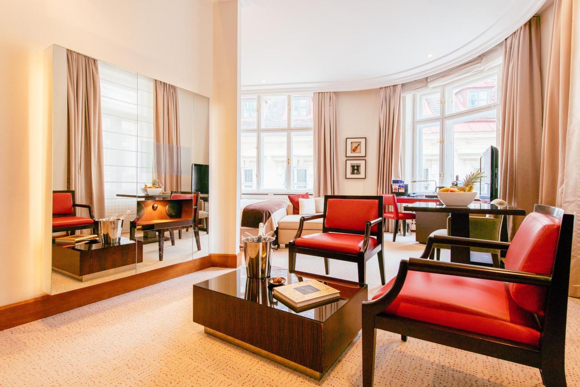 Junior Suite City View