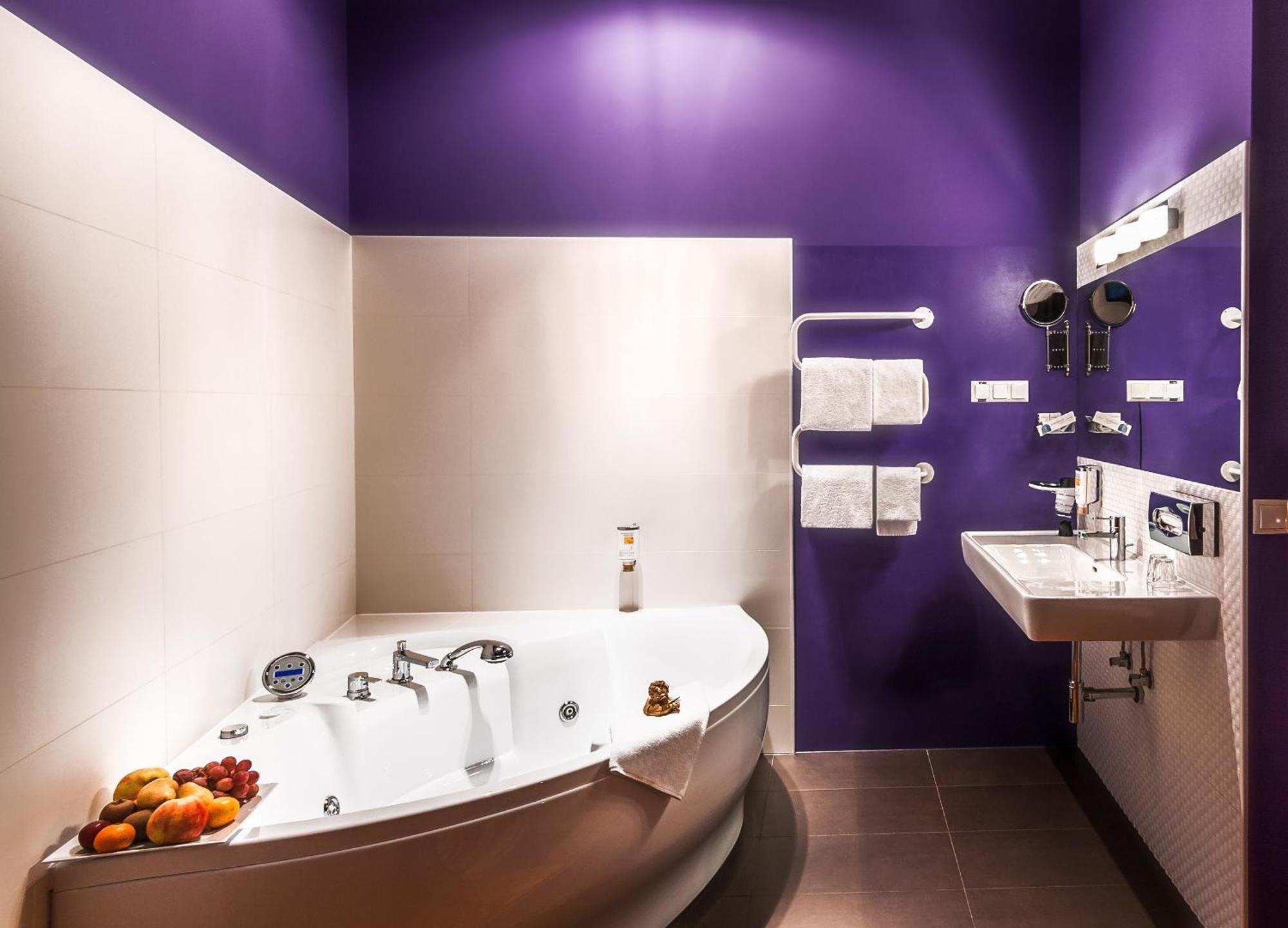 Double Room Spa Bath