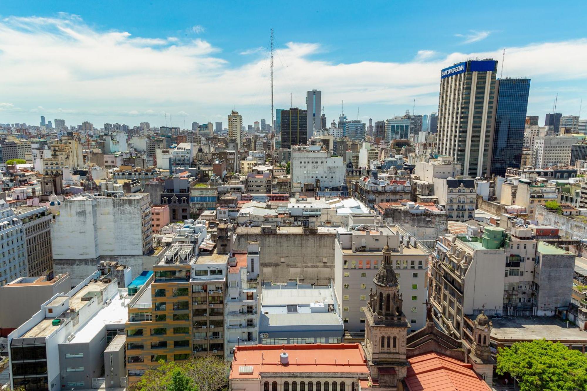 Premium King Room City View