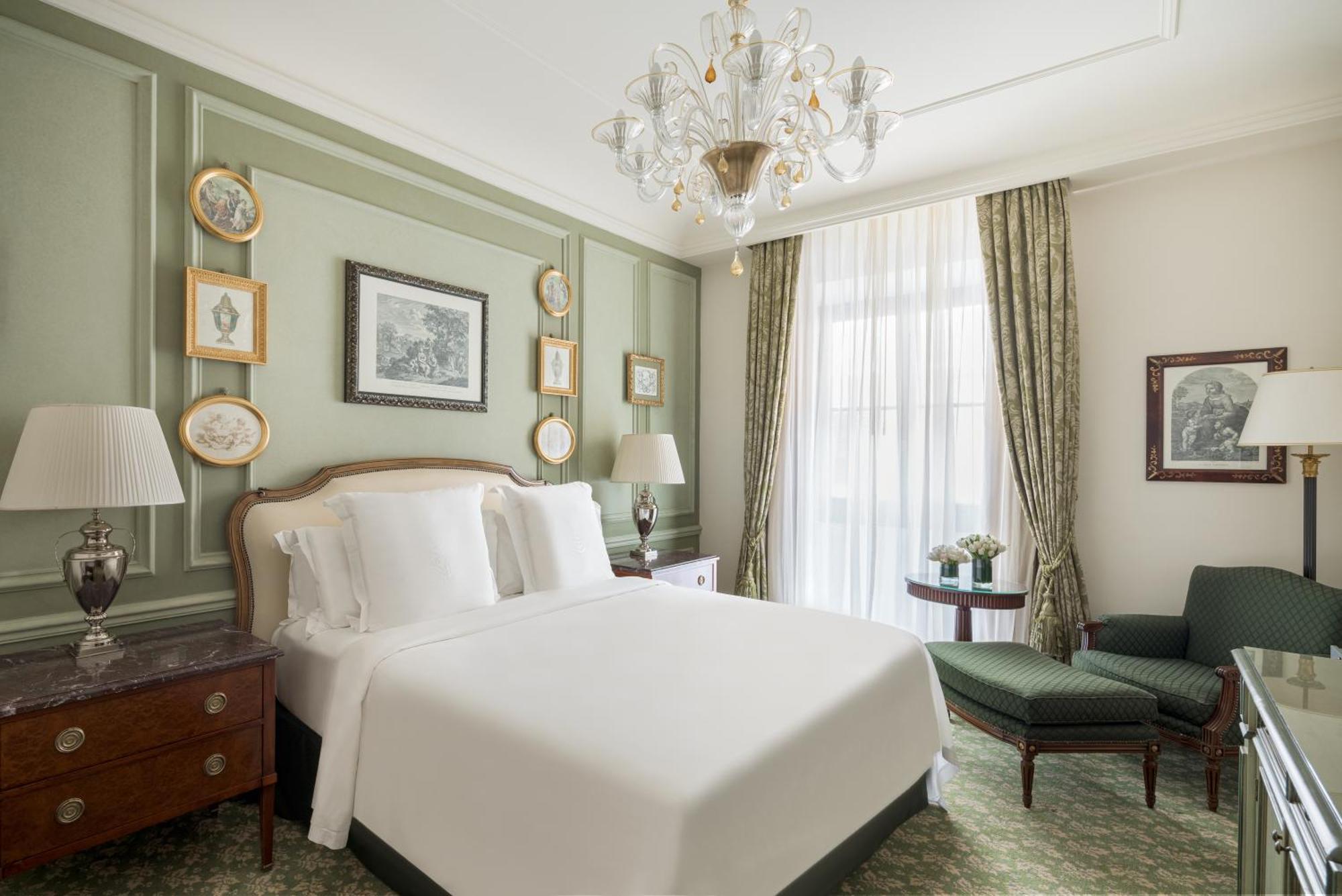 Superior King Room