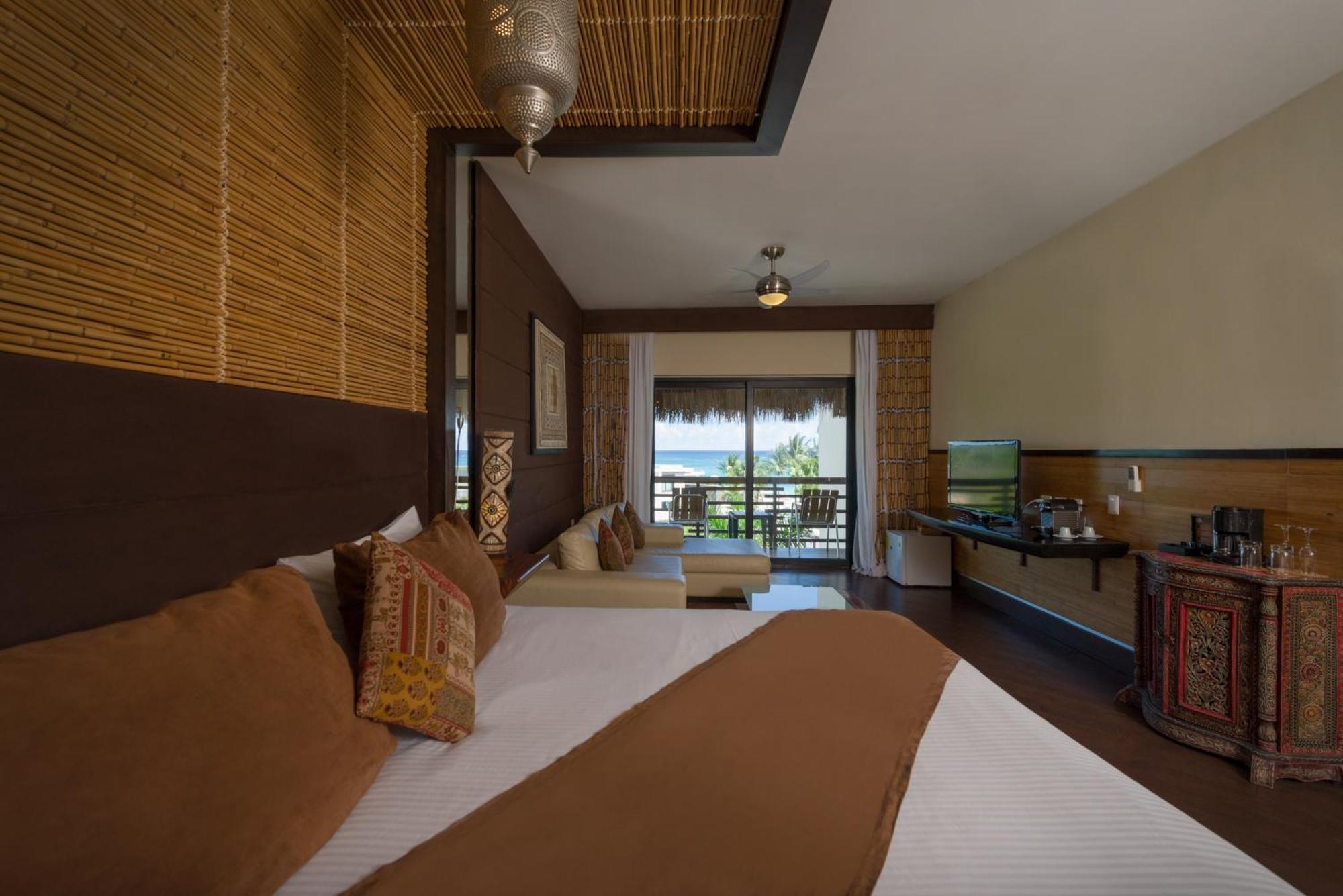 Master Suite with Sea View