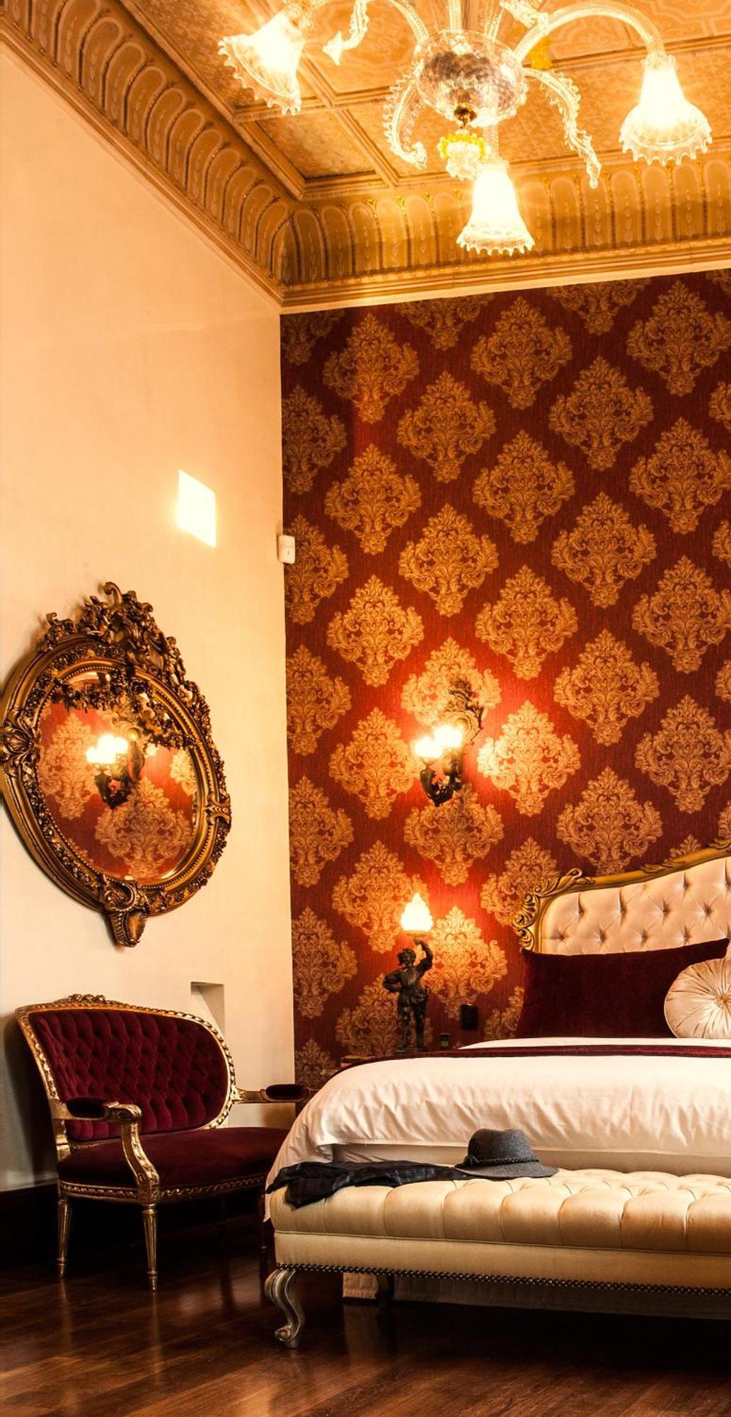 King Suite