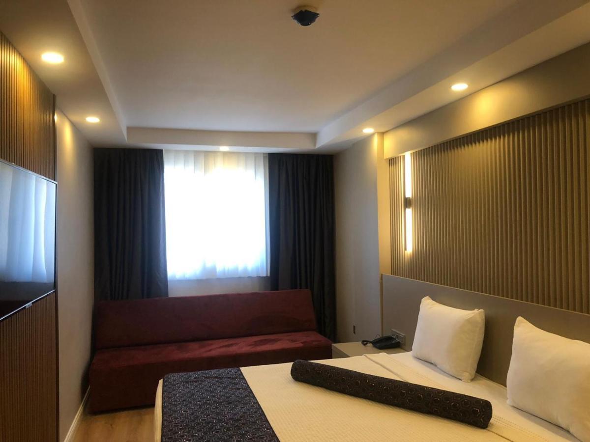 Deluxe Double Room,1466630654:JPEG