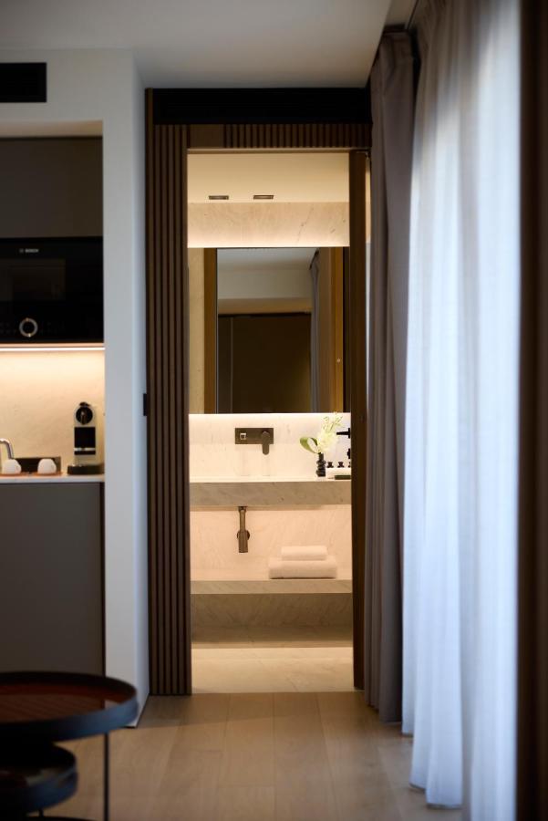 Andromeda Suite