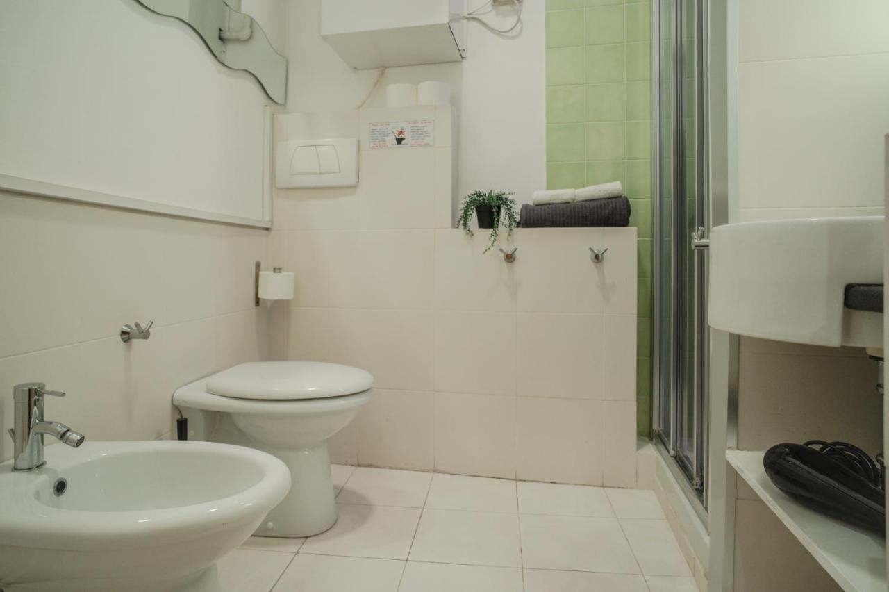 Quadruple Room Private Bathroom