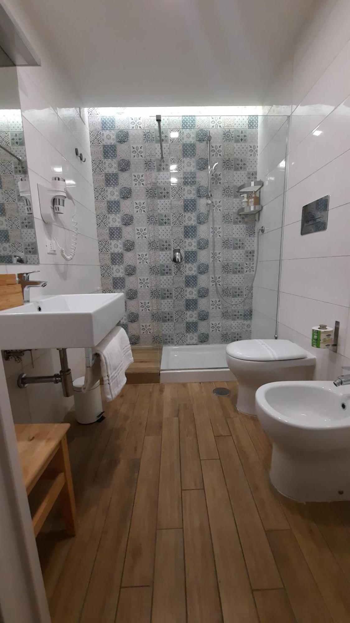 Large Double Room