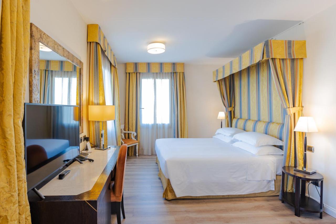 Junior Suite City View