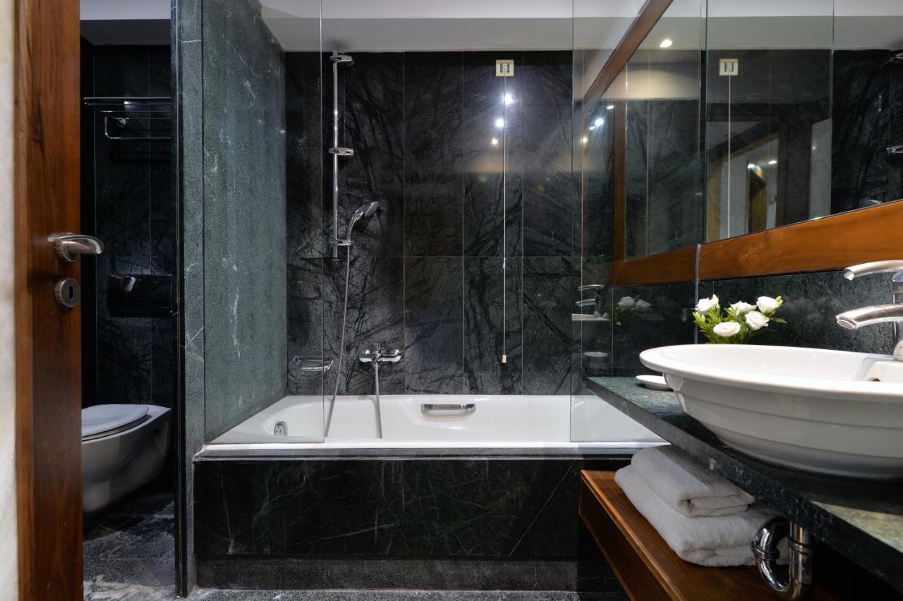 Executive Suite Acropolis View