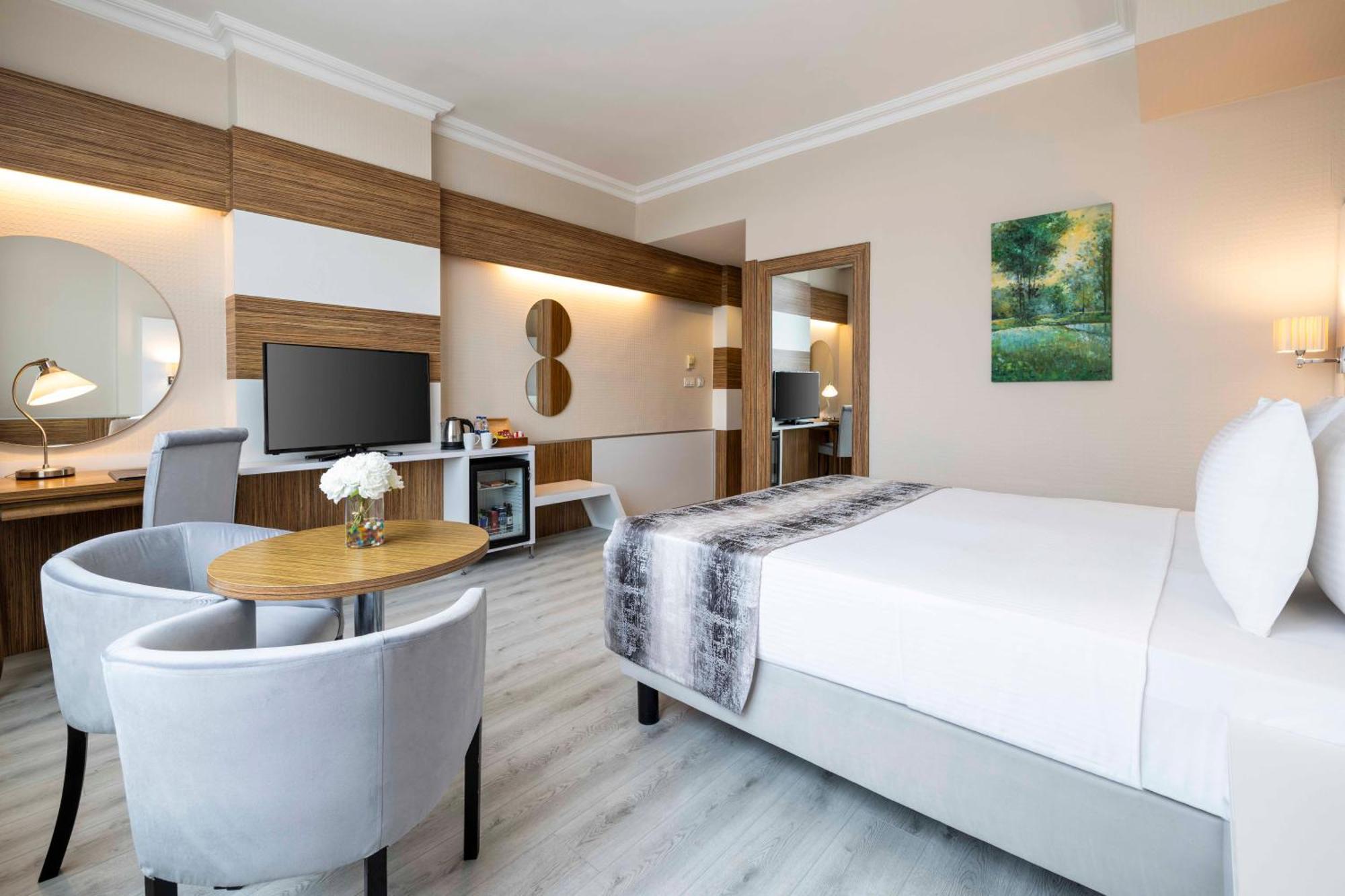 Standard Double or Twin Room,1498858645:JPEG