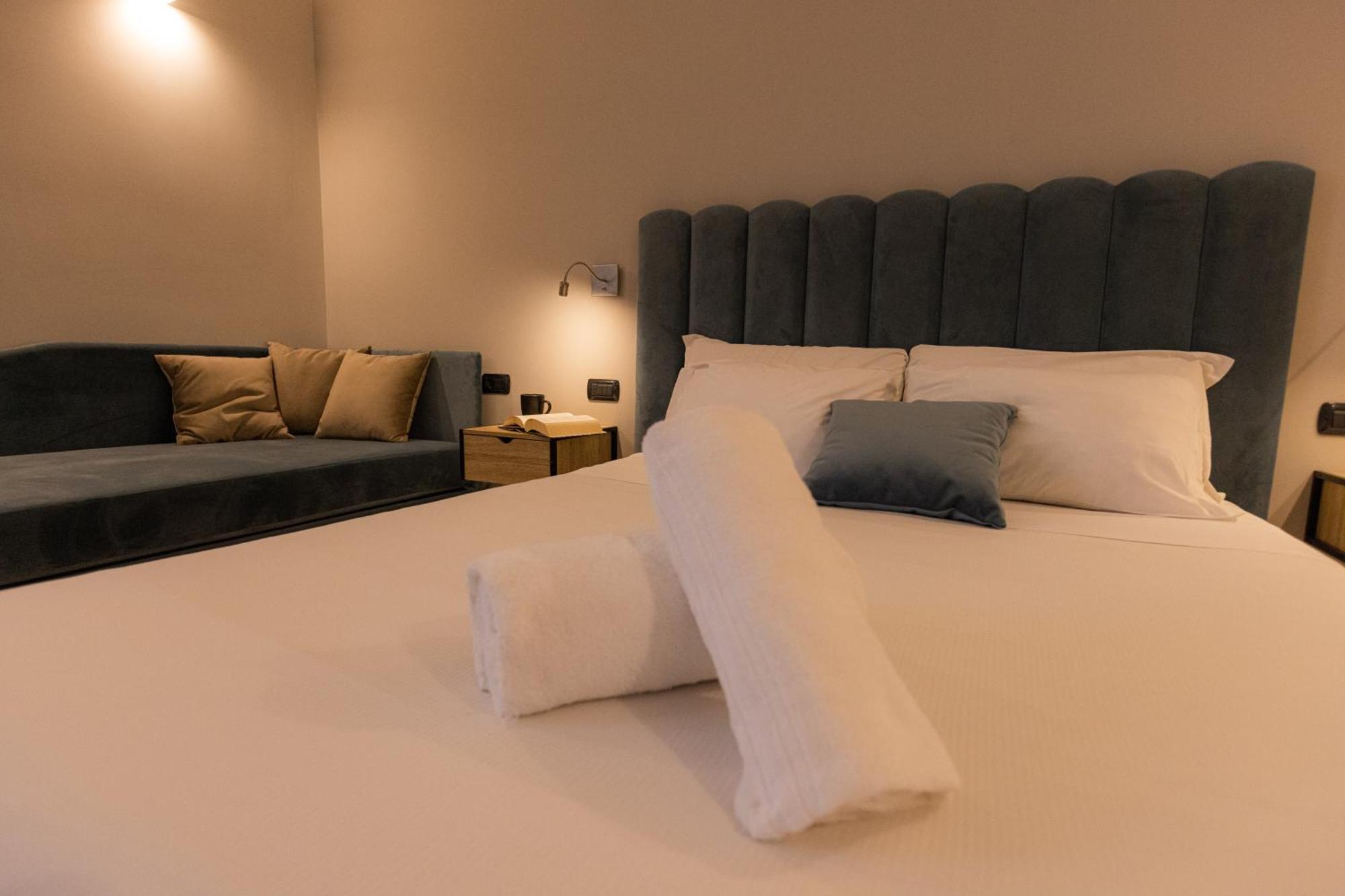 Luxury Triple Room