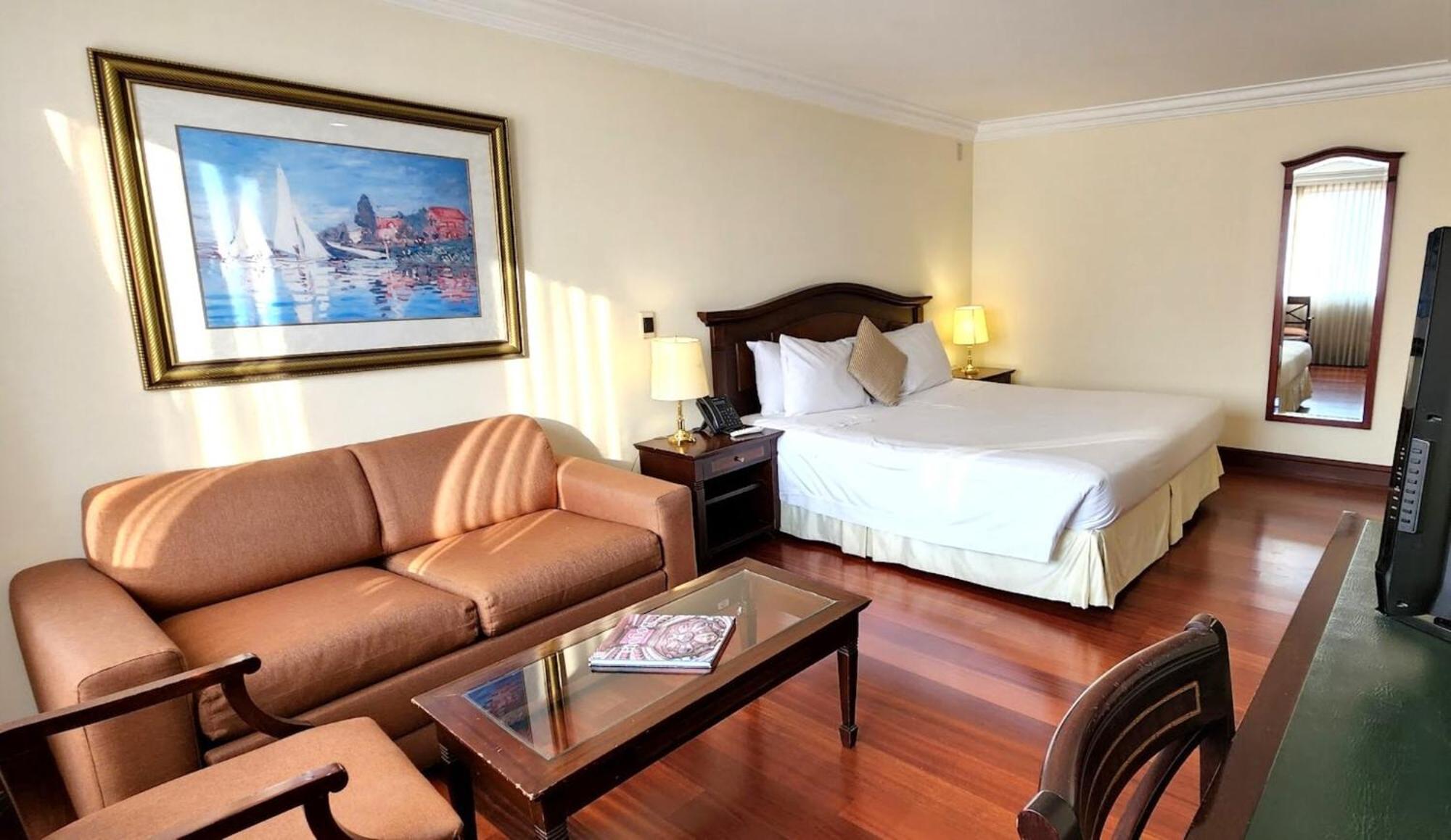 Junior Suite