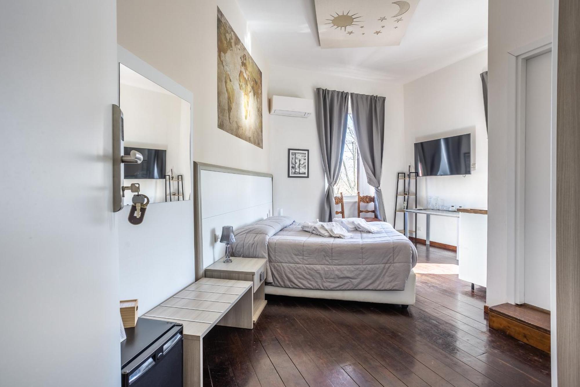 Superior Double or Twin Room City View