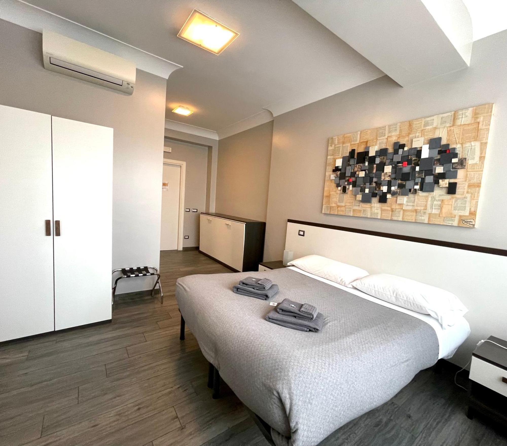 Triple Room Private Bathroom