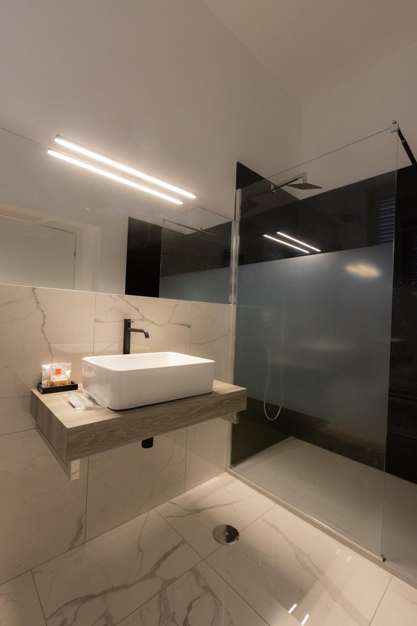 Luxury Triple Room