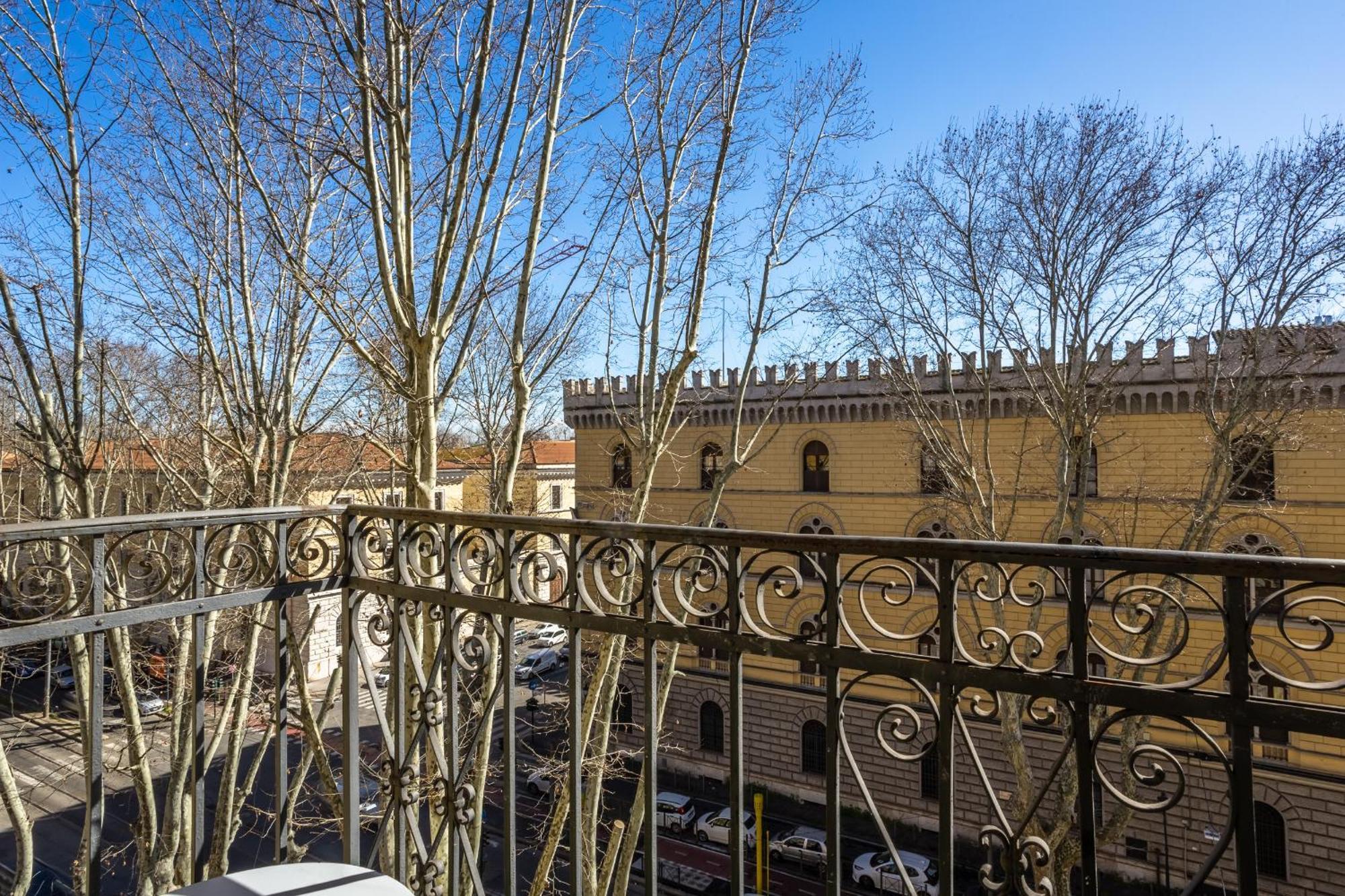 Deluxe Single Room Balcony