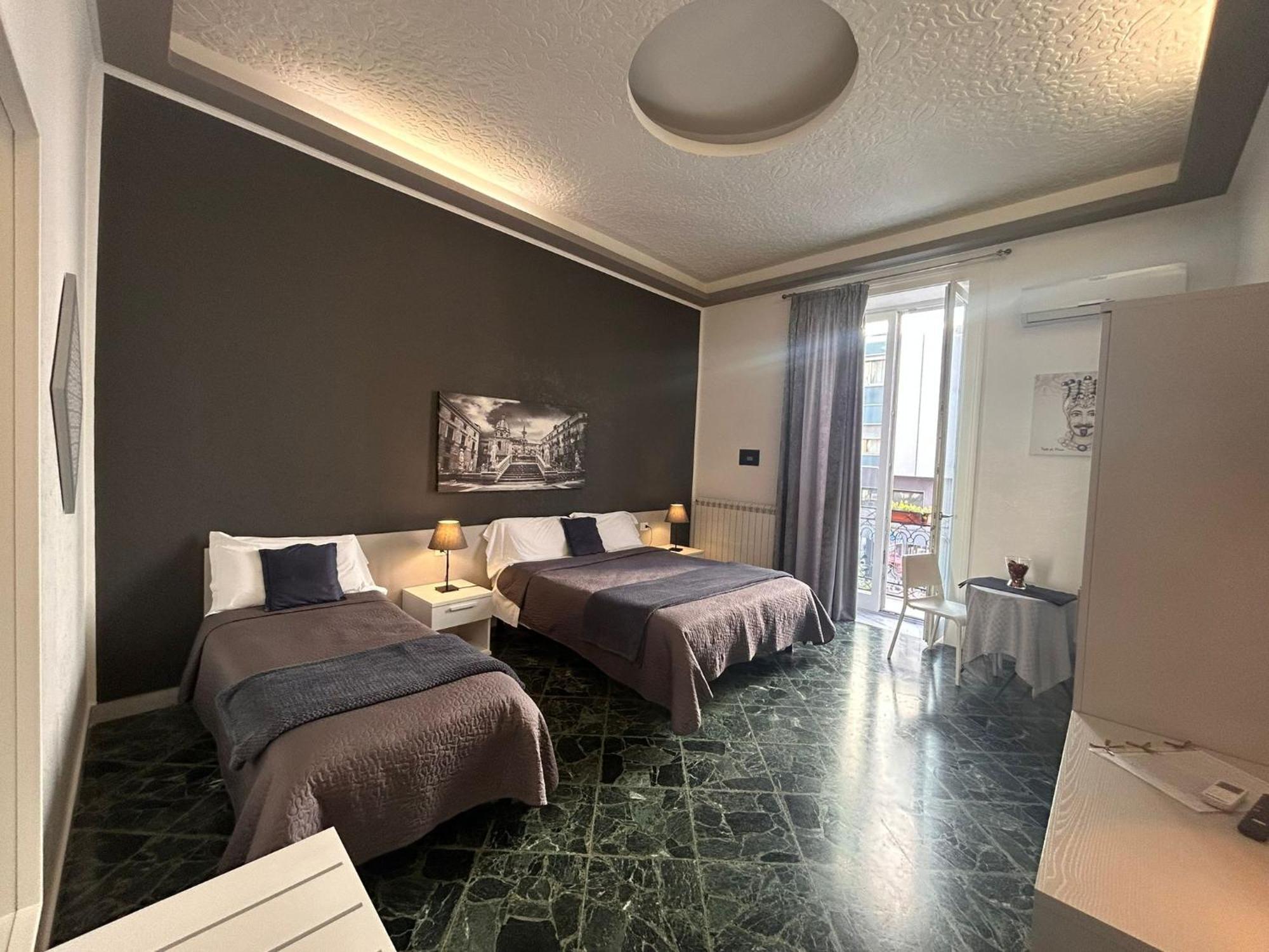Double Room Private Bathroom