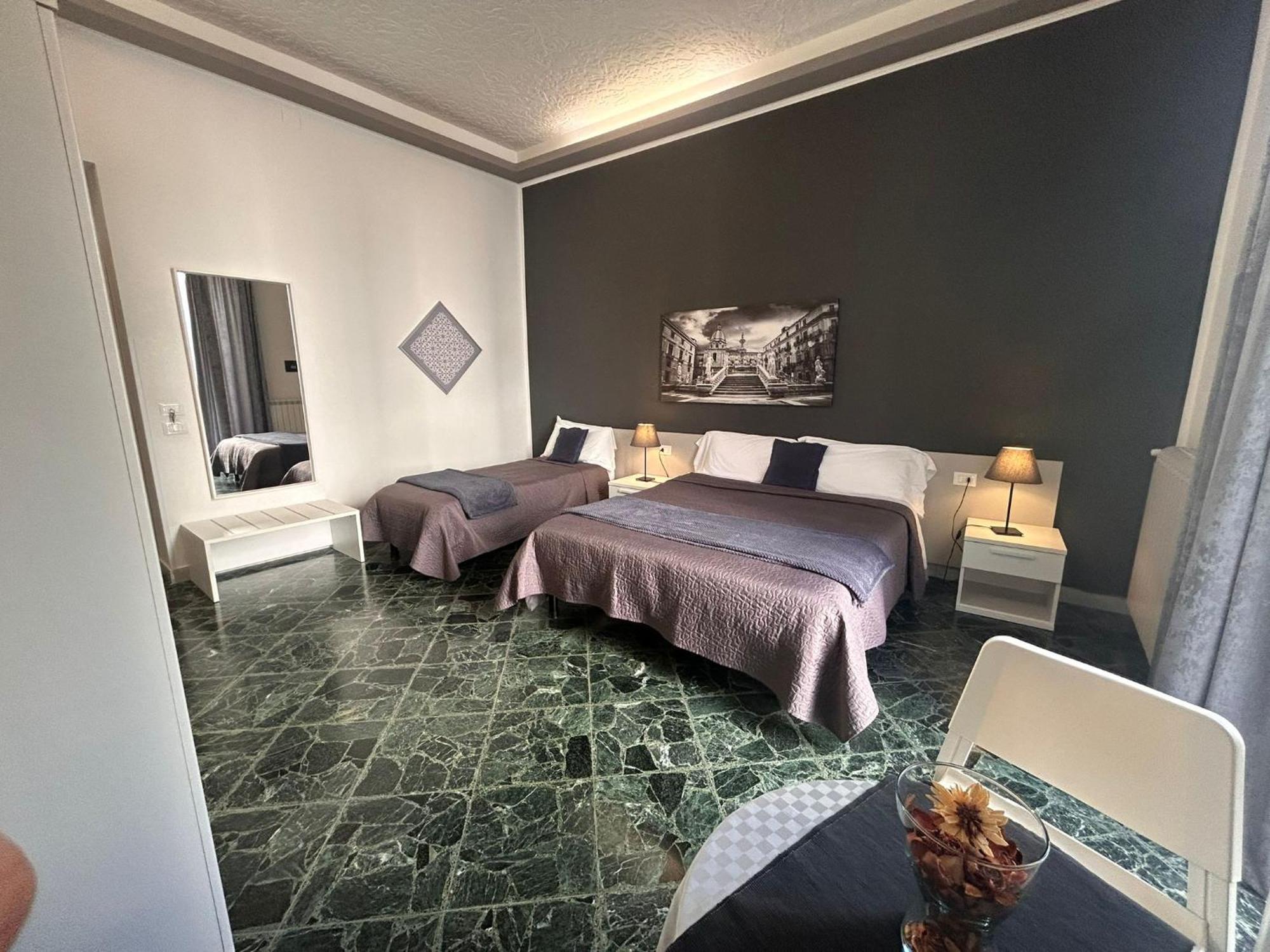 Double Room Private Bathroom
