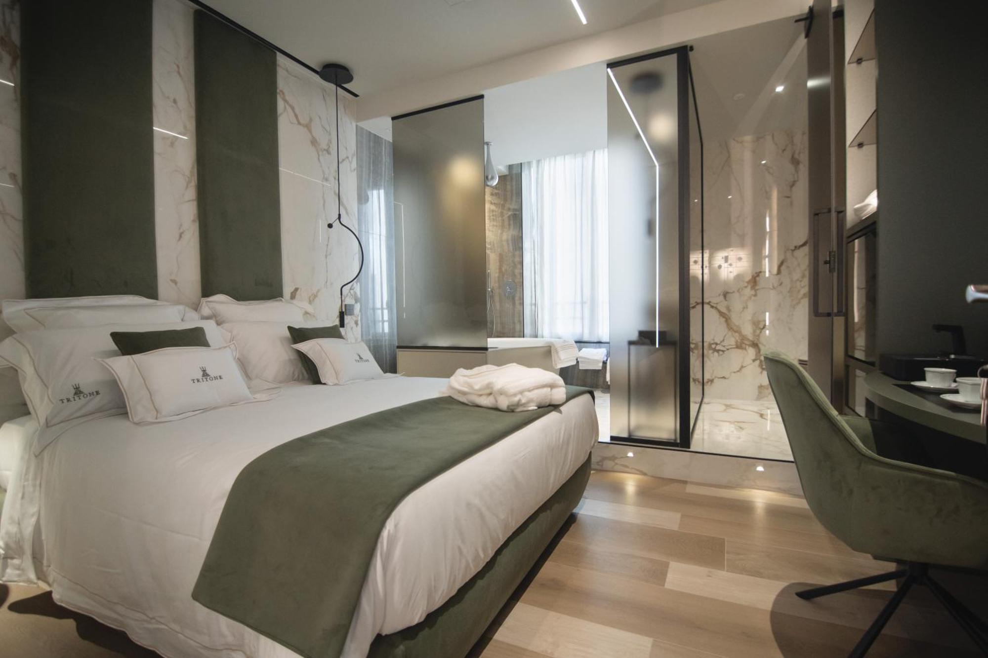 Double Room Spa Bath