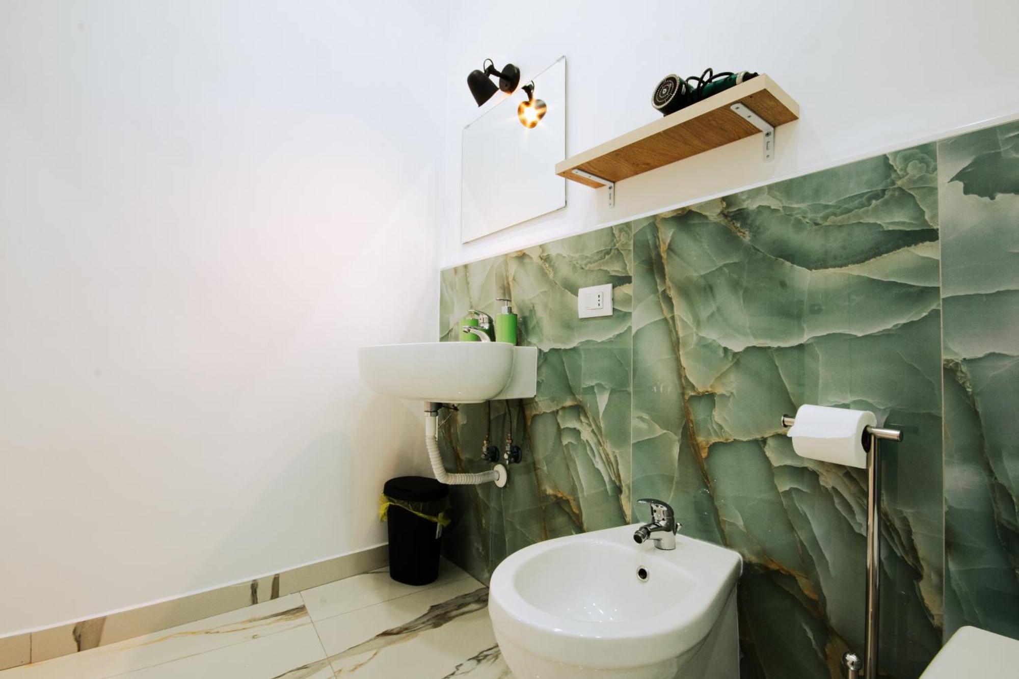 Quadruple Room Bathroom
