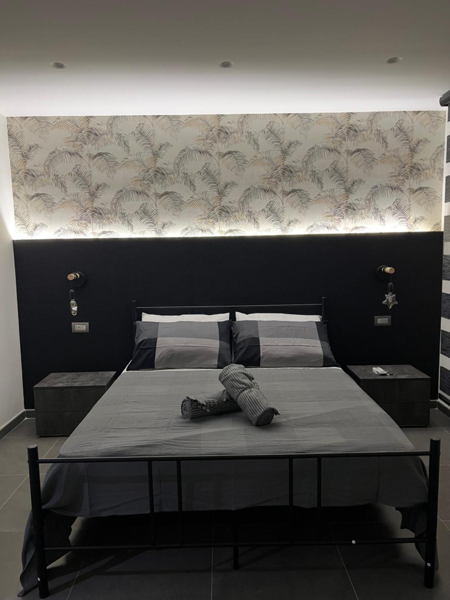 Deluxe Double Room Side Sea View
