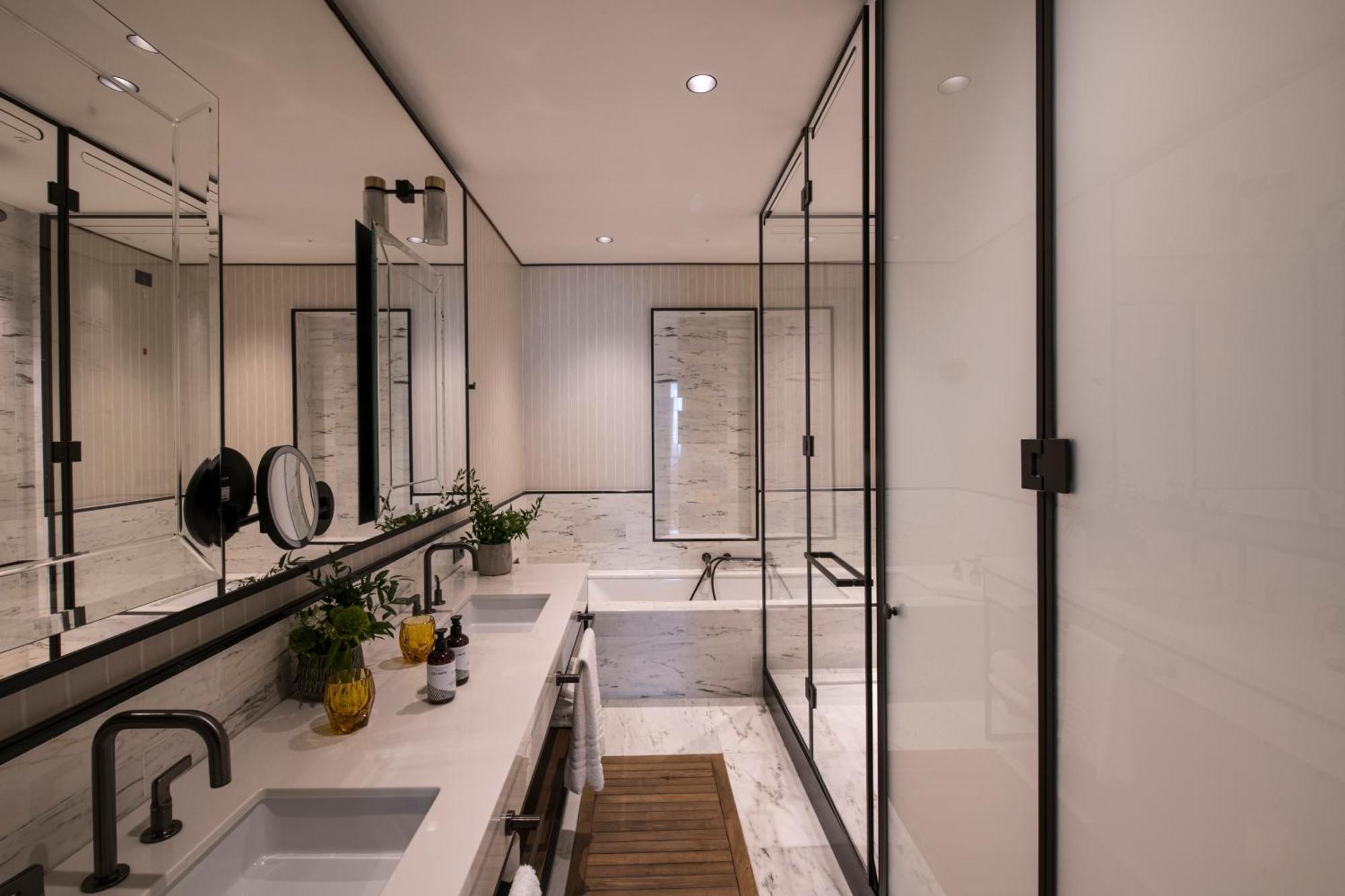 Penthouse Apartment