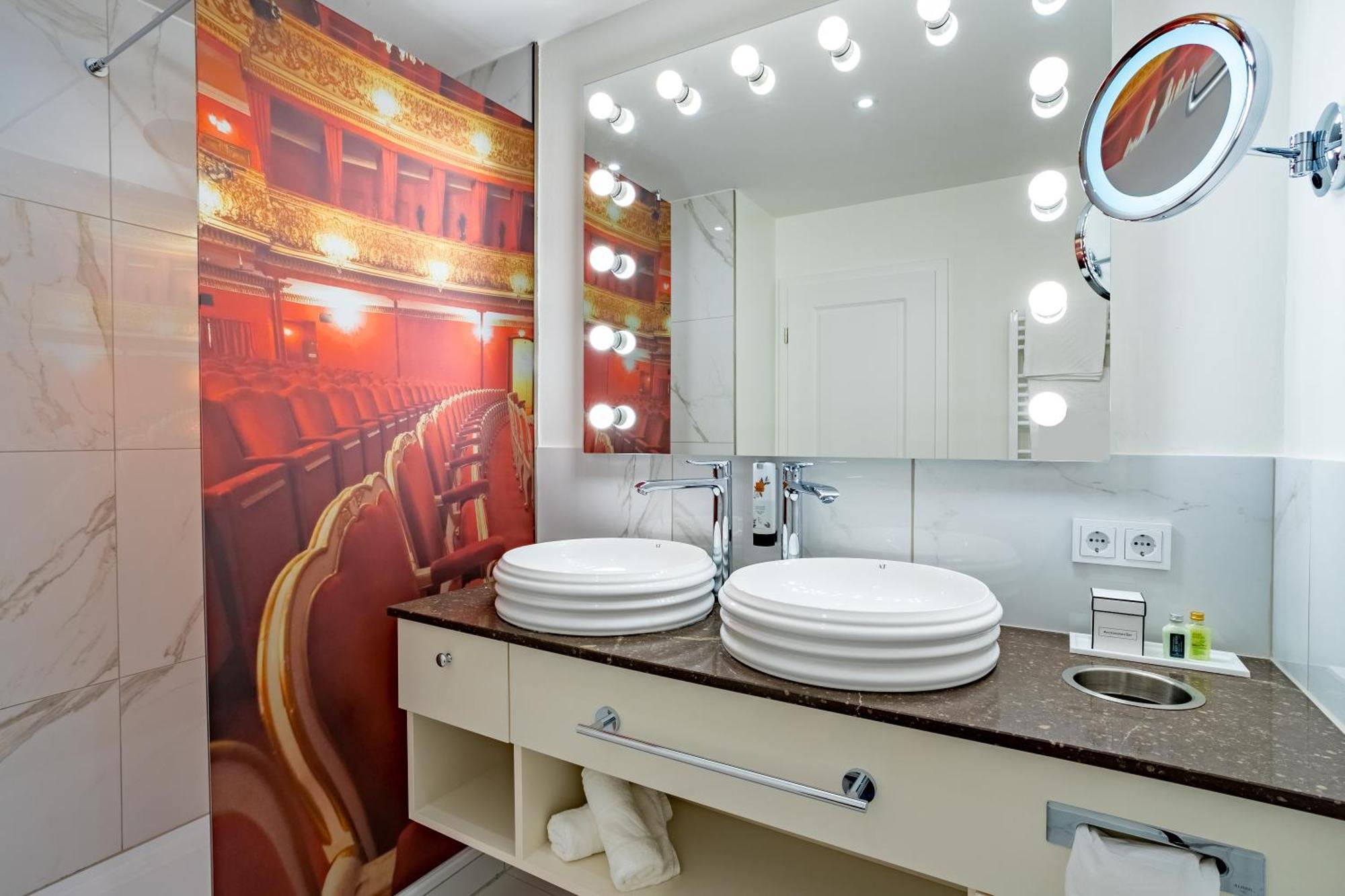 Superior Senior Suite