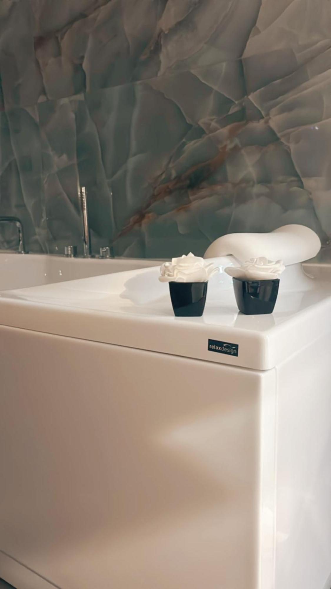 King Room Spa Bath