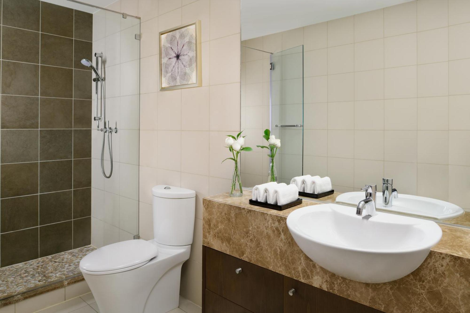 2 Bedroom Premium Waterfront Apartment