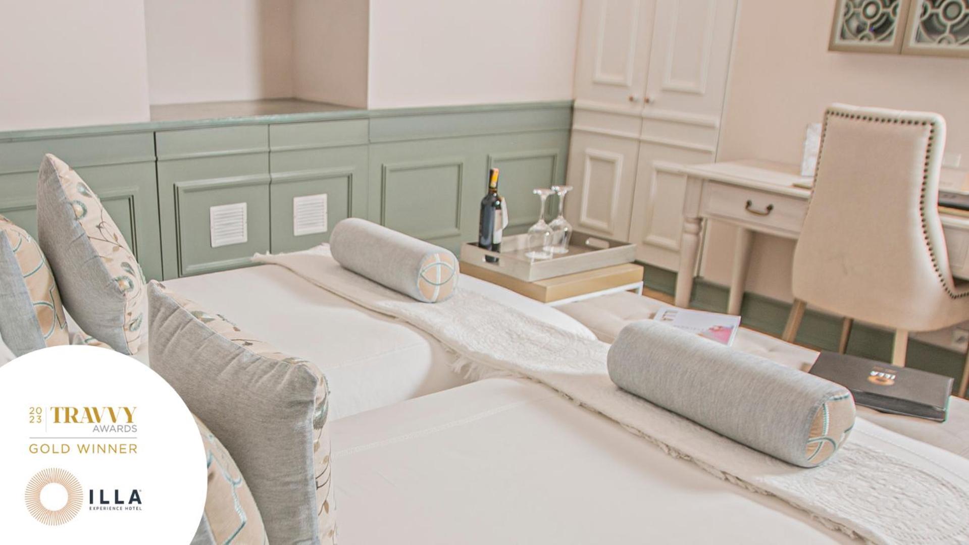 Deluxe Double or Twin Room