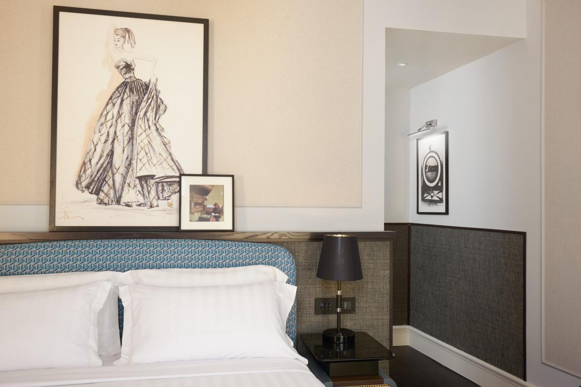 Corner Suite