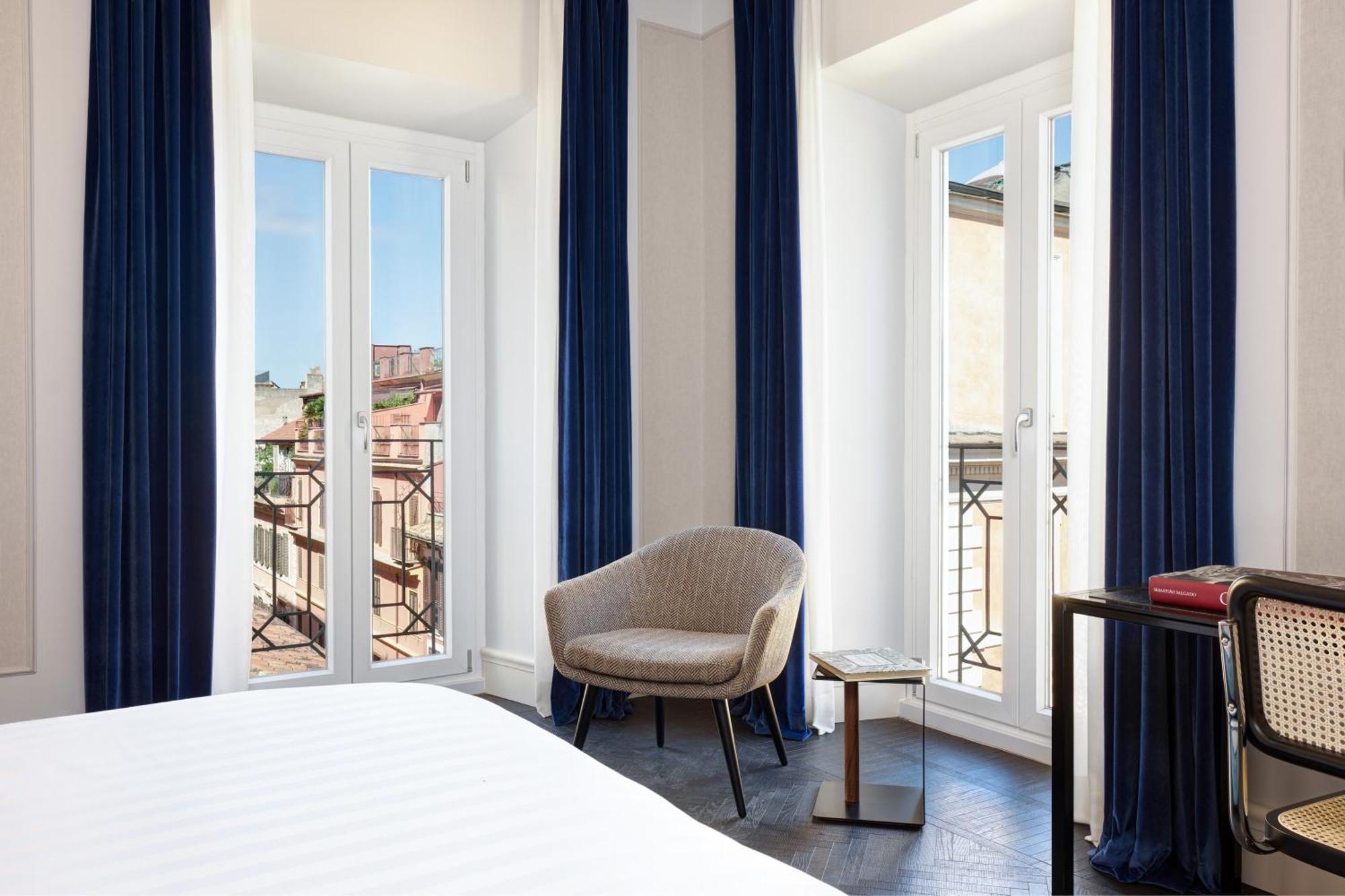 Corner Suite