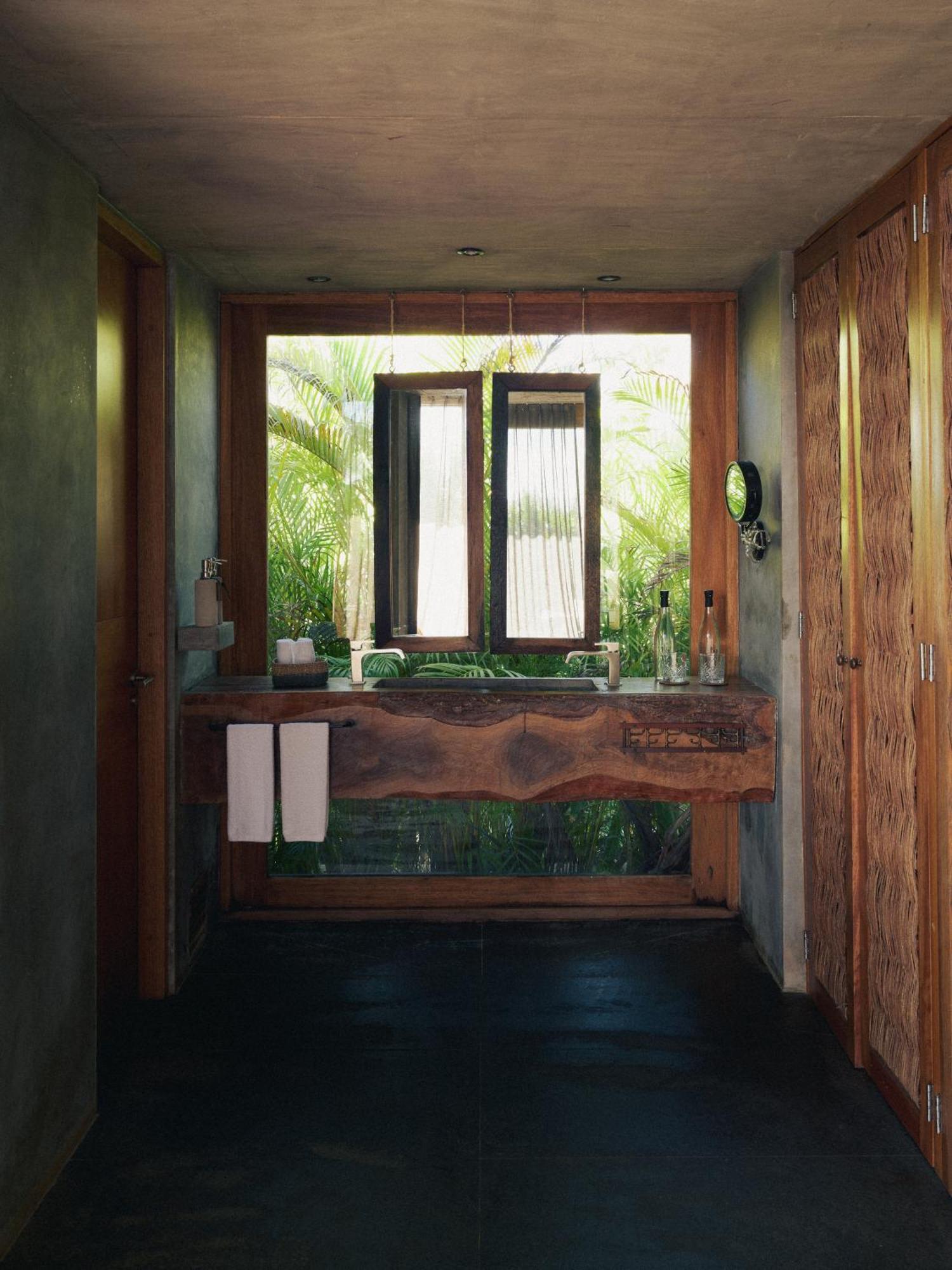 Oceanfront Plunge Pool
