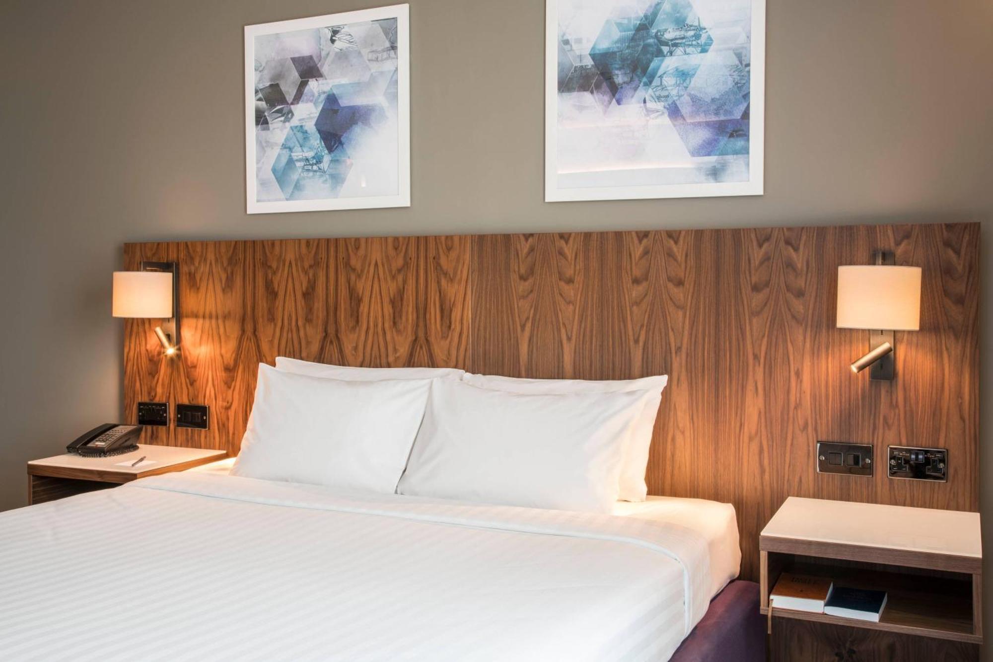 Premium King Guest room 1 King