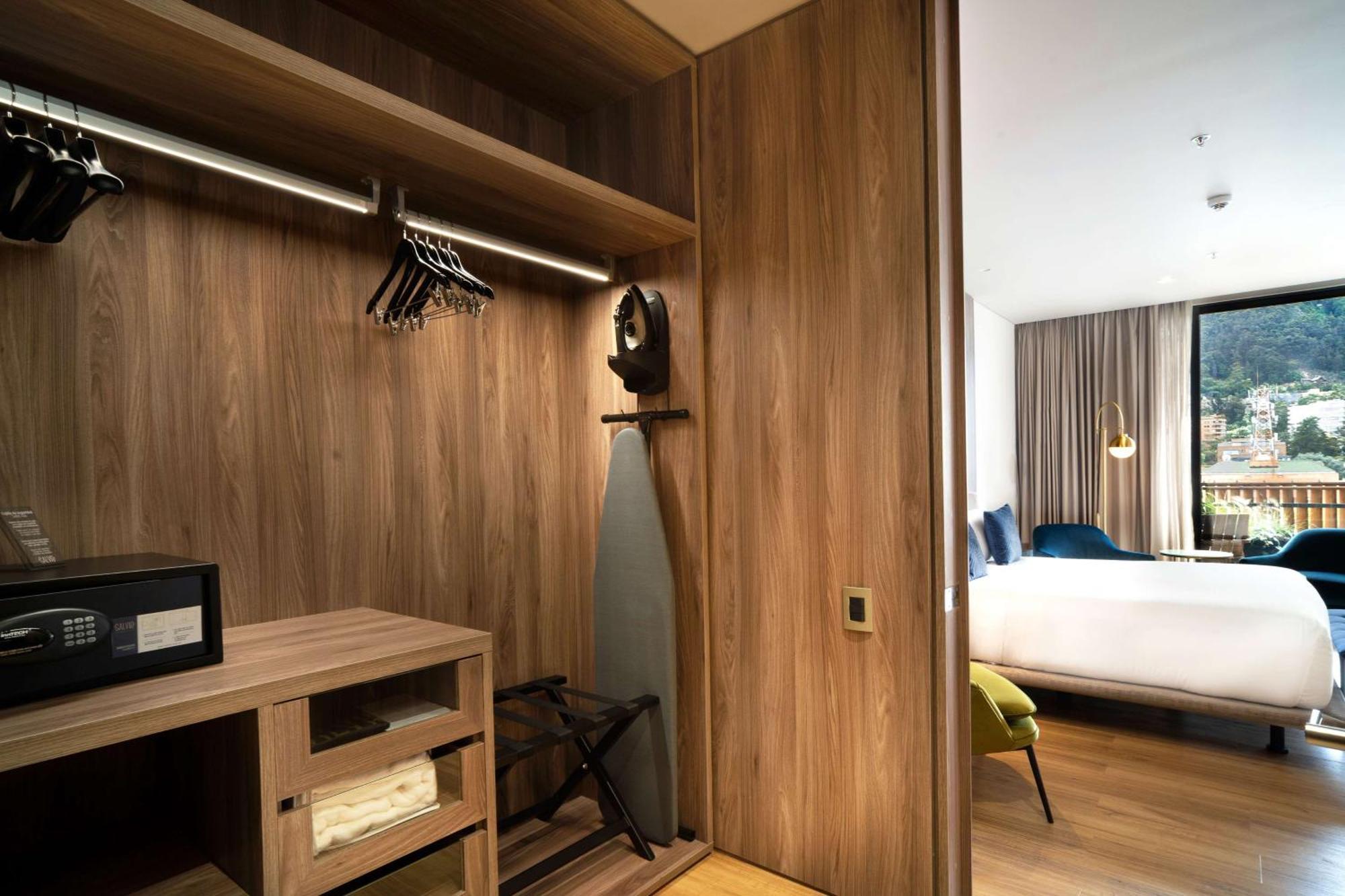 Junior King Apartaroom Mountain View